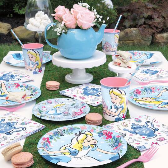 Alice In Wonderland Cake Plates Alice In Wonderland Party Supplies